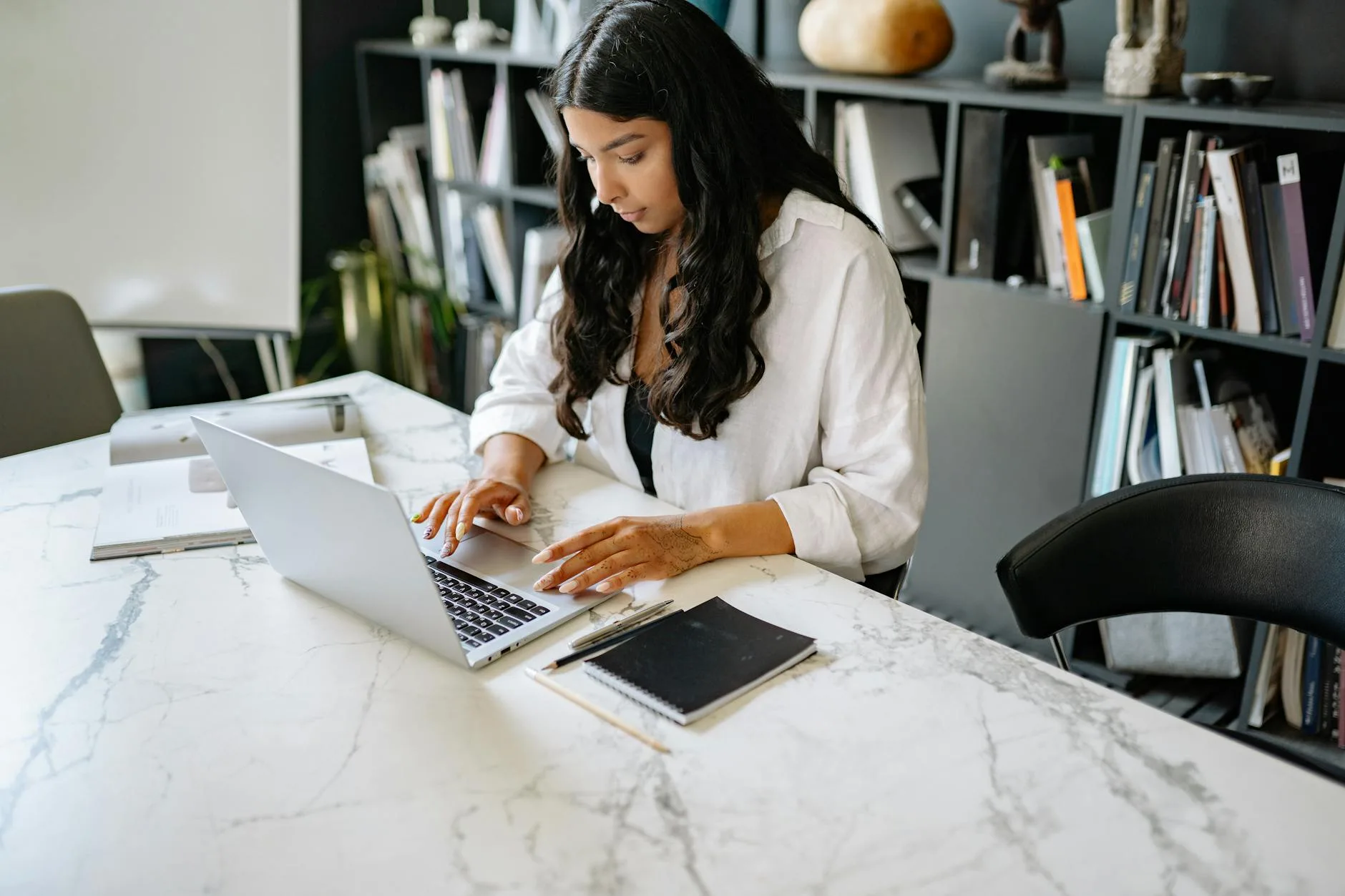 Woman business owner building her federal contracting strategy